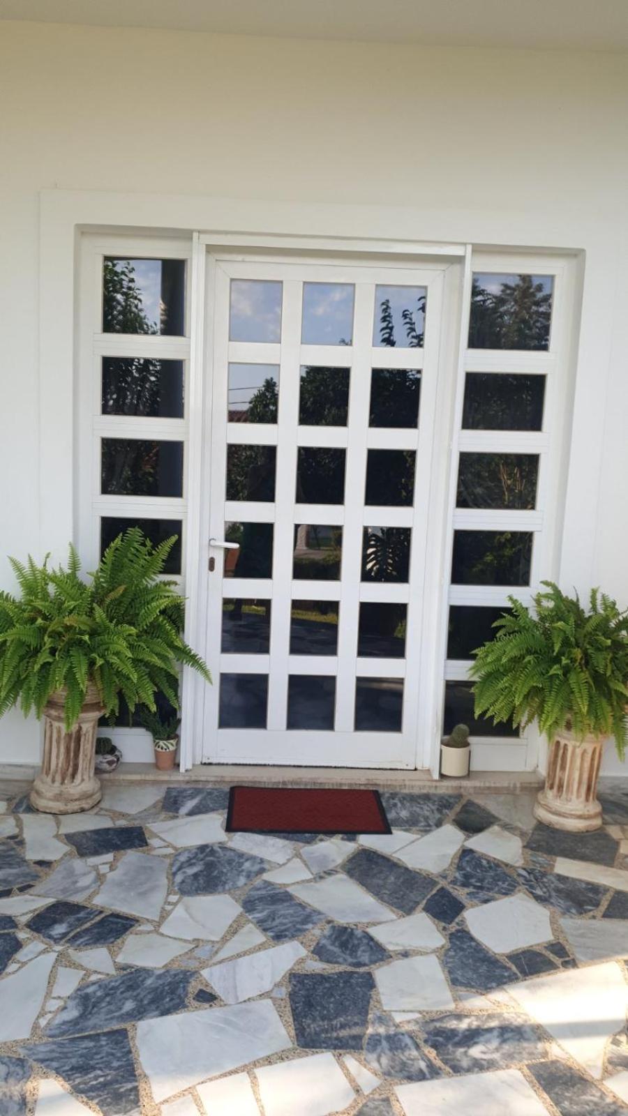 Garden House Villa Amarynthos Bagian luar foto